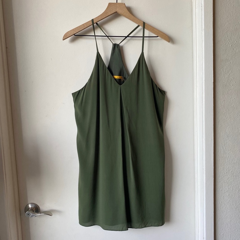 Alice + Olivia | Fierra Y Back Tank Dress M - Picture 3 of 9